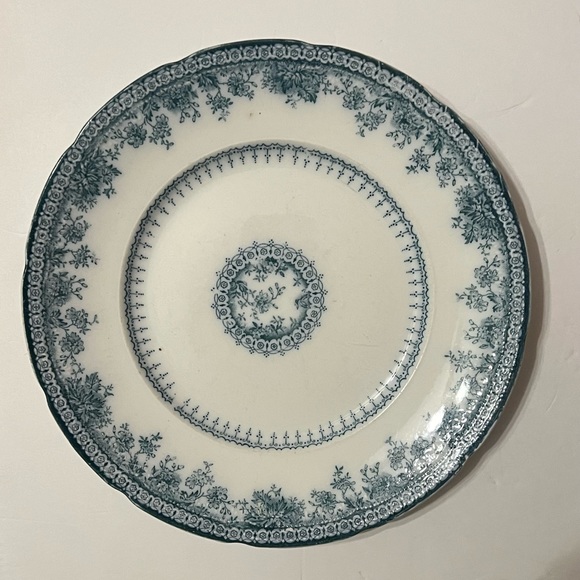 Vintage New Wharf Pottery Semi Porcelain Plates Made in England, 3 Plates - Picture 2 of 7